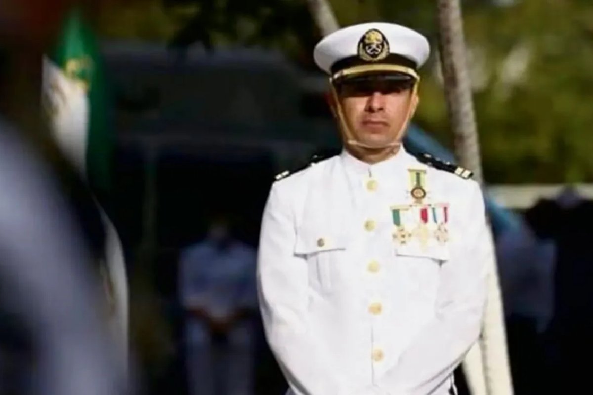 Vicealmirante Farías Laguna pide nuevamente intervención de Sheinbaum en su proceso; denuncia irregularidades