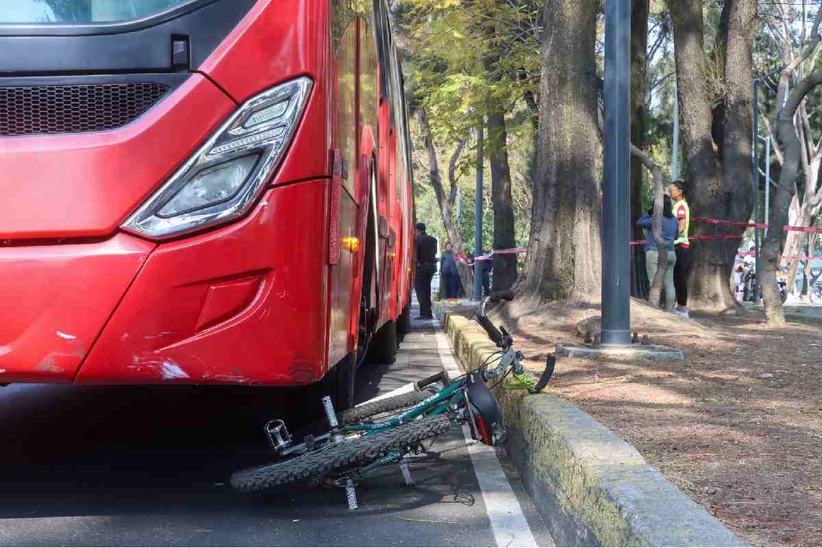 Ante 16 mil muertes viales al año, exigen tecnologías de seguridad; 80% de víctimas son peatones, ciclistas y motociclistas