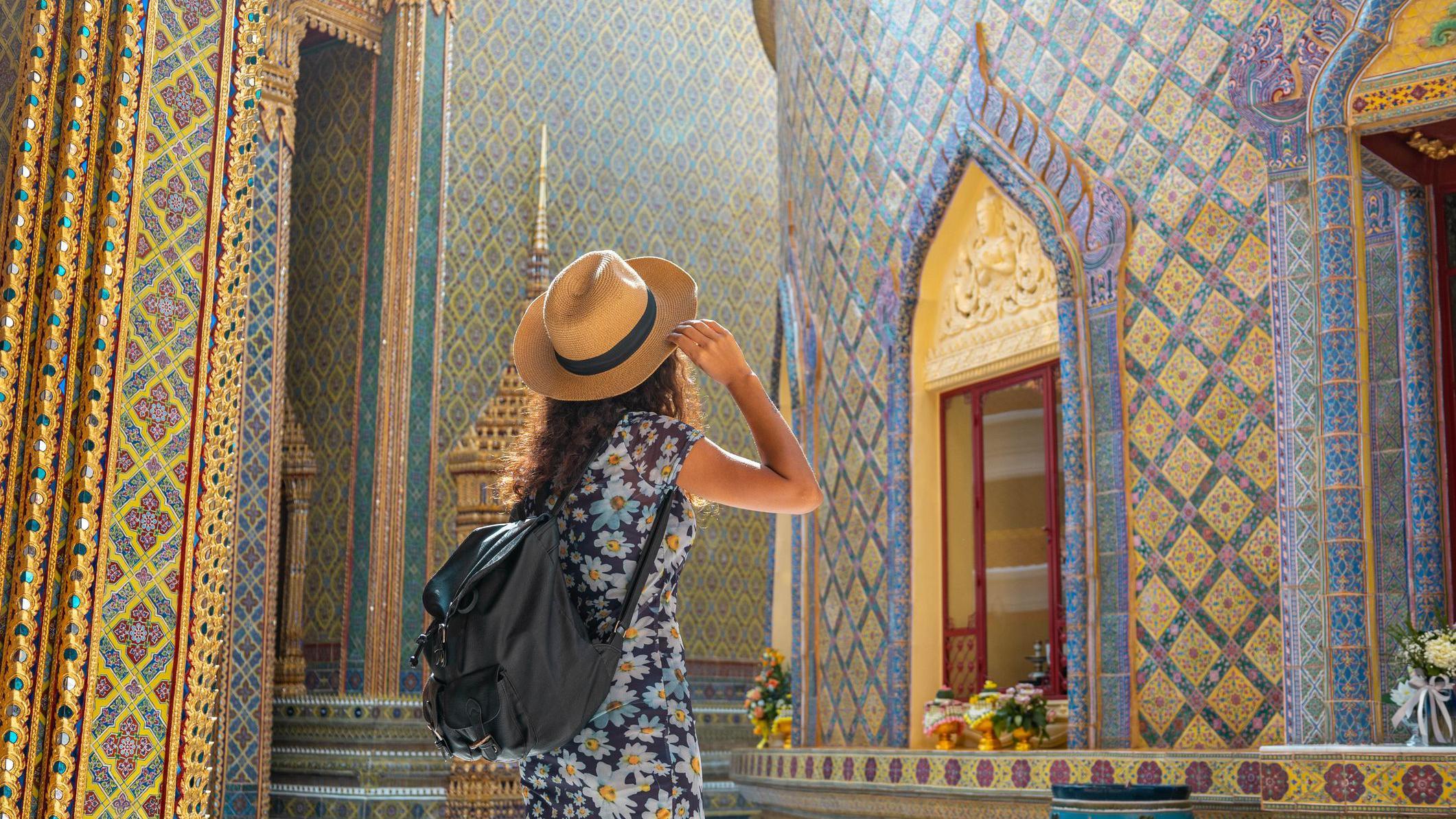 ¿Con ganas de viajar sola? Estos son los 5 países más seguros del mundo para hacerlo