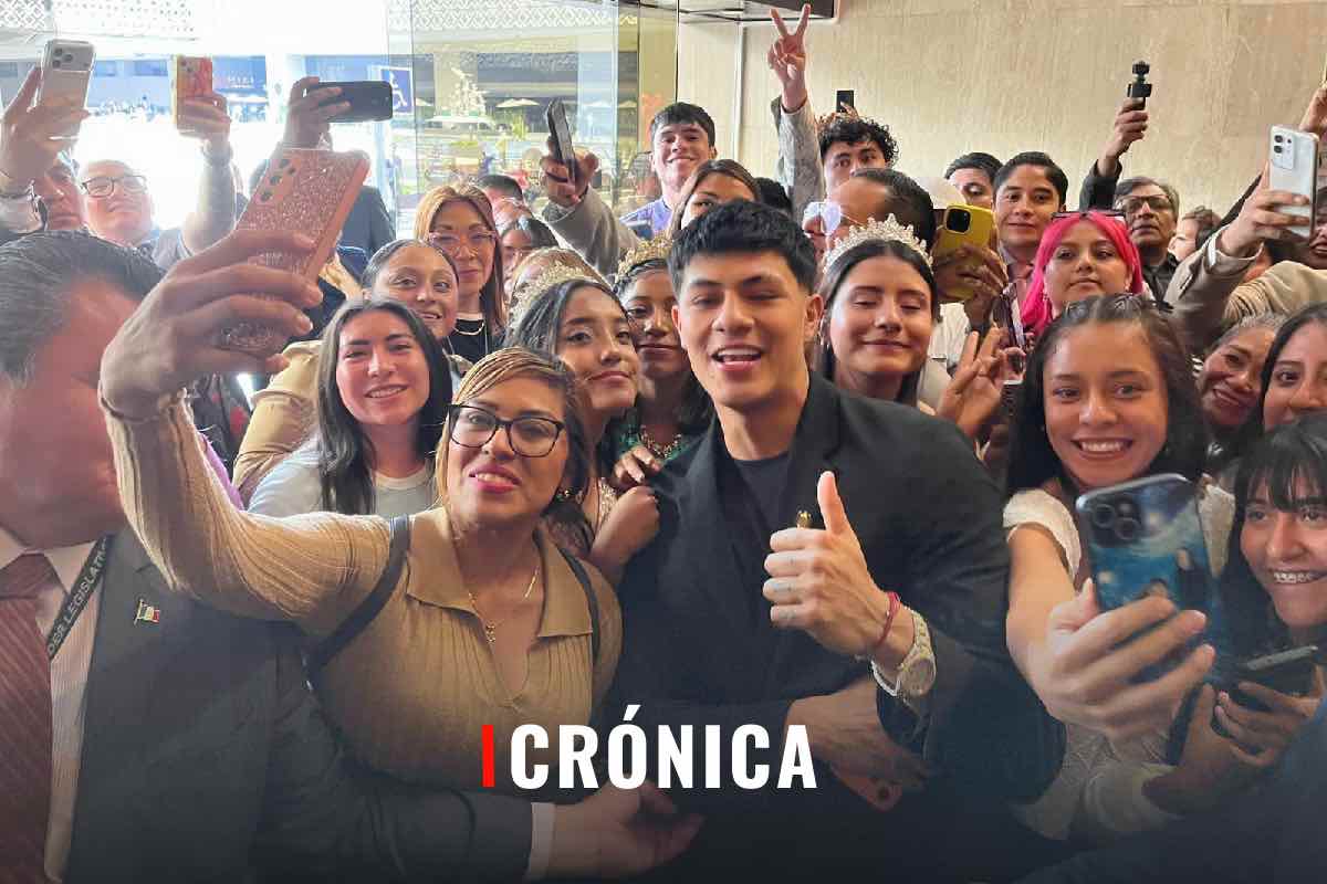 Fila por El Bogueto en la Cámara; vacío, el relevo del INE