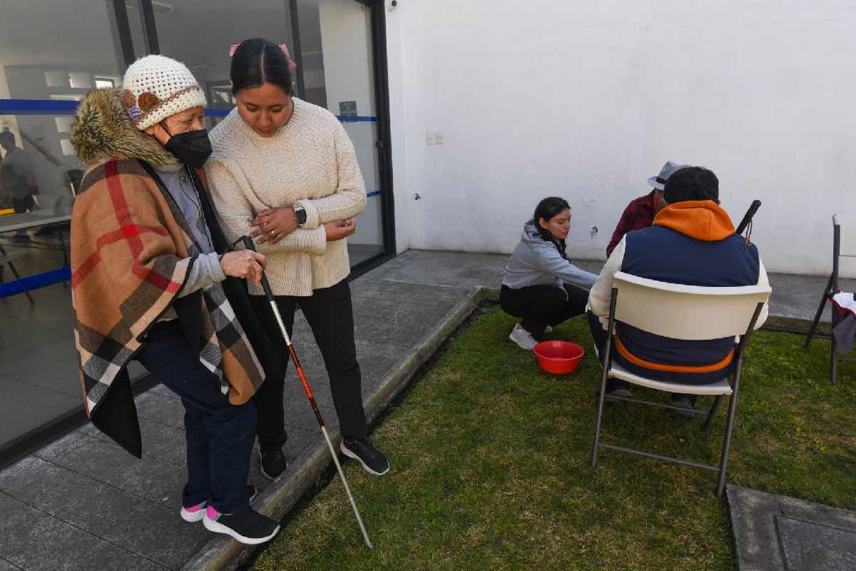 colectivos-cuestionan-sistema-cuidados-cdmx-consulta