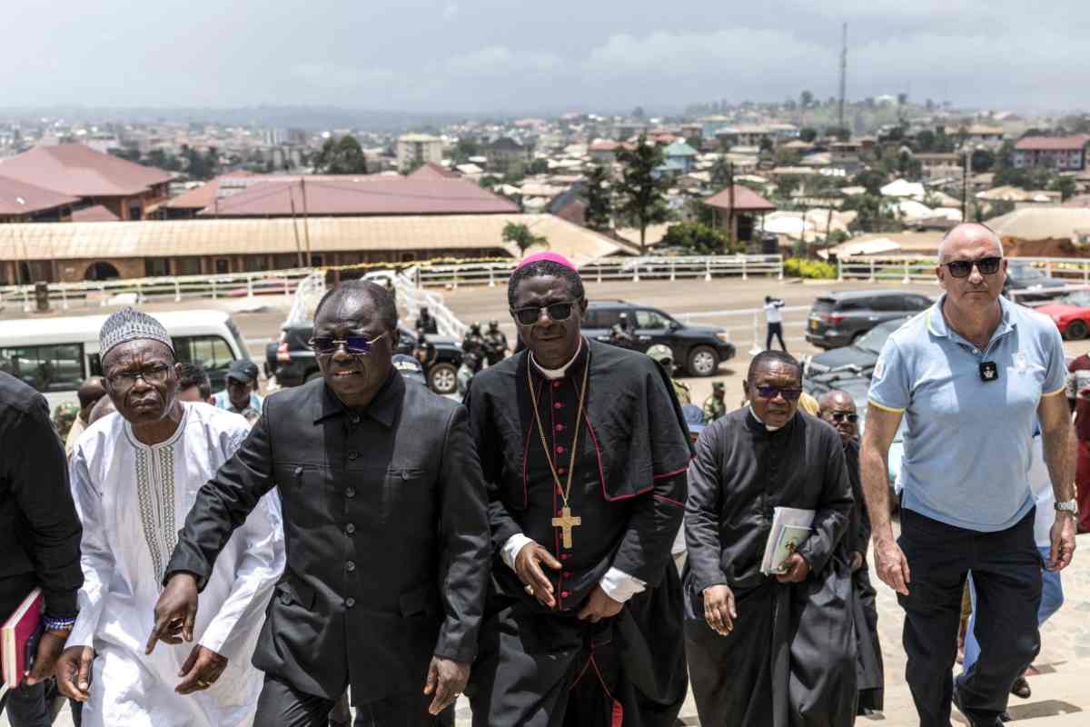 el-papa-denuncia-en-camerun-el-punado-de-tiranos-que-devastan-el-mundo-3