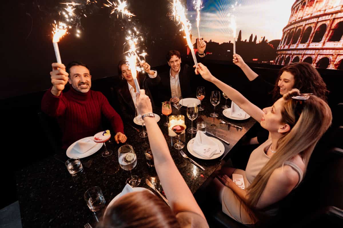  Noches Encanto en avenida Masaryk viviendo la fiesta mundialista