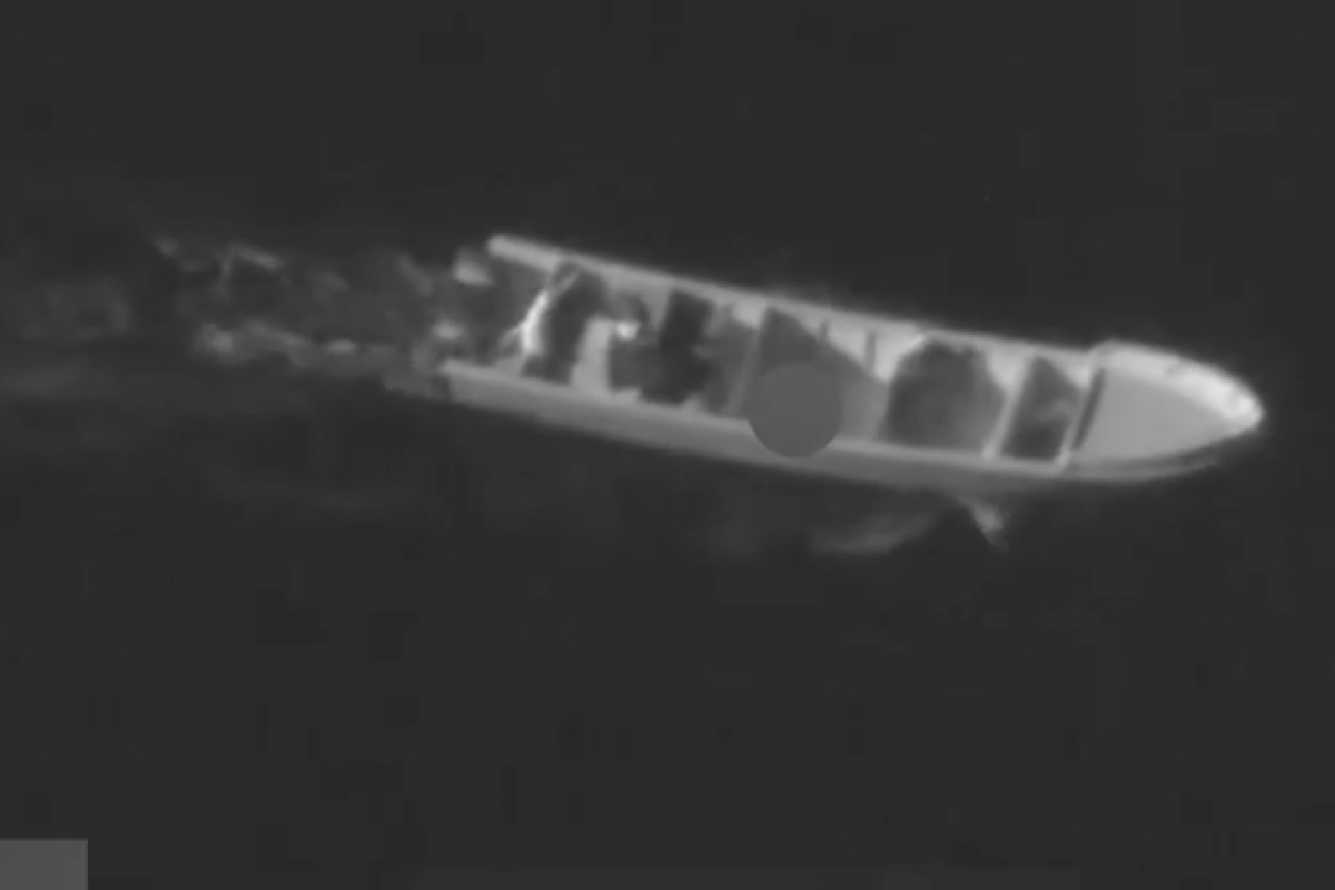 Ejército de EU mata a cinco personas en ataque a presuntas narcolanchas