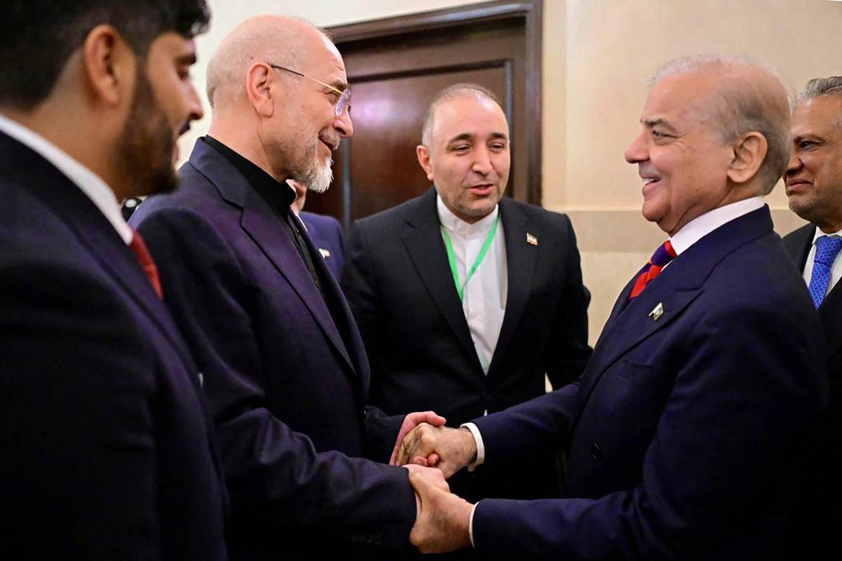 EU e Irán negocian en Islamabad una tregua mientras Israel presume haber “destruido” el programa nuclear iraní