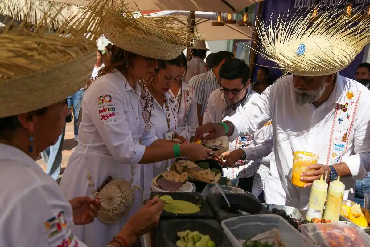 T11 restaurantes históricos de Acapulco reciben reconocimiento en el Tianguis Turístico 2026