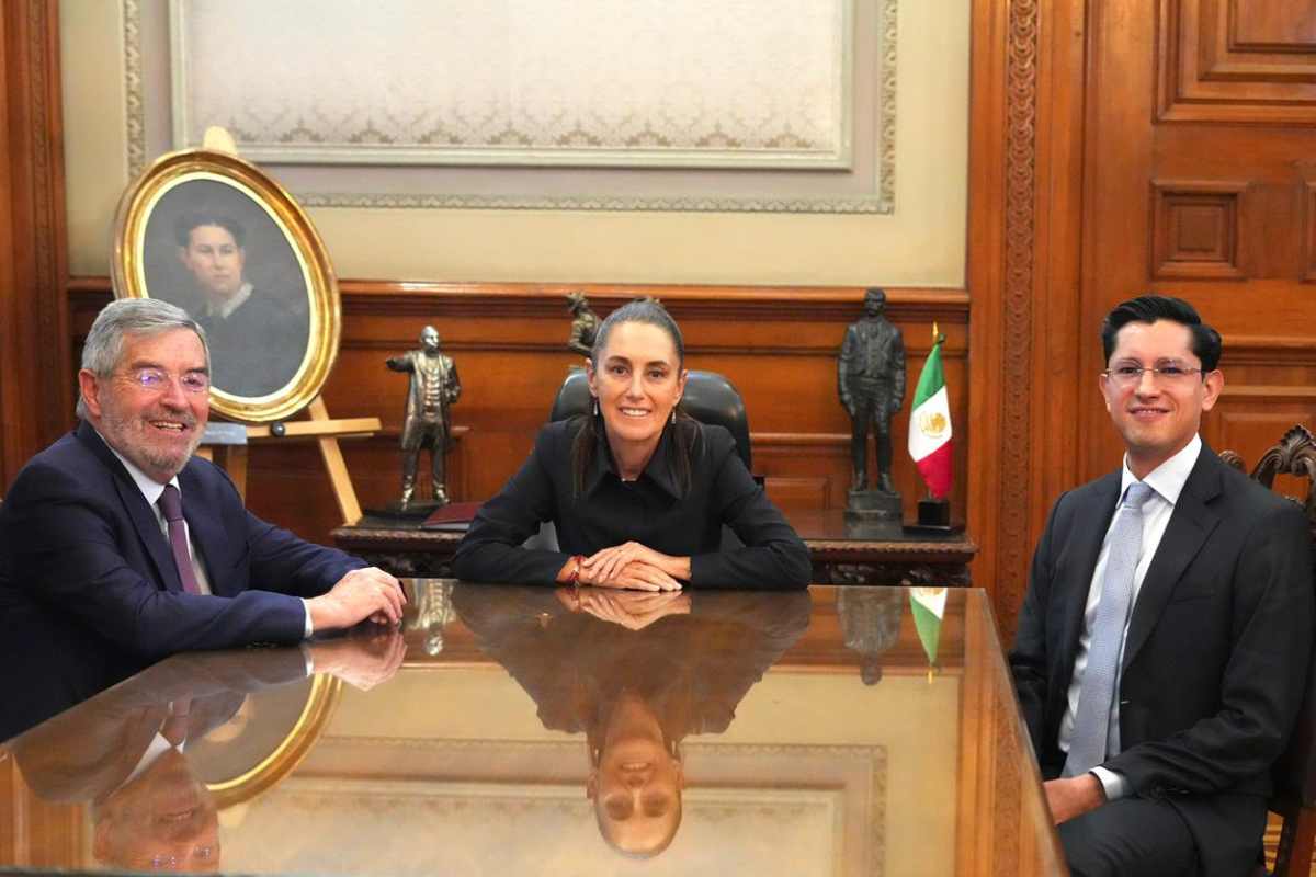 Juan Ramón de la Fuente deja la SRE; Sheinbaum propone a Roberto Velasco como sucesor