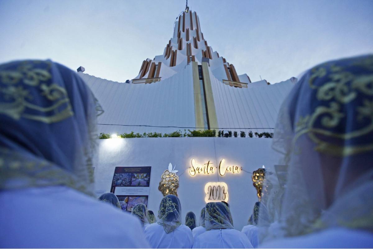 Víctimas logran reabrir investigación contra La Luz del Mundo; la FGR intentó cerrar el caso