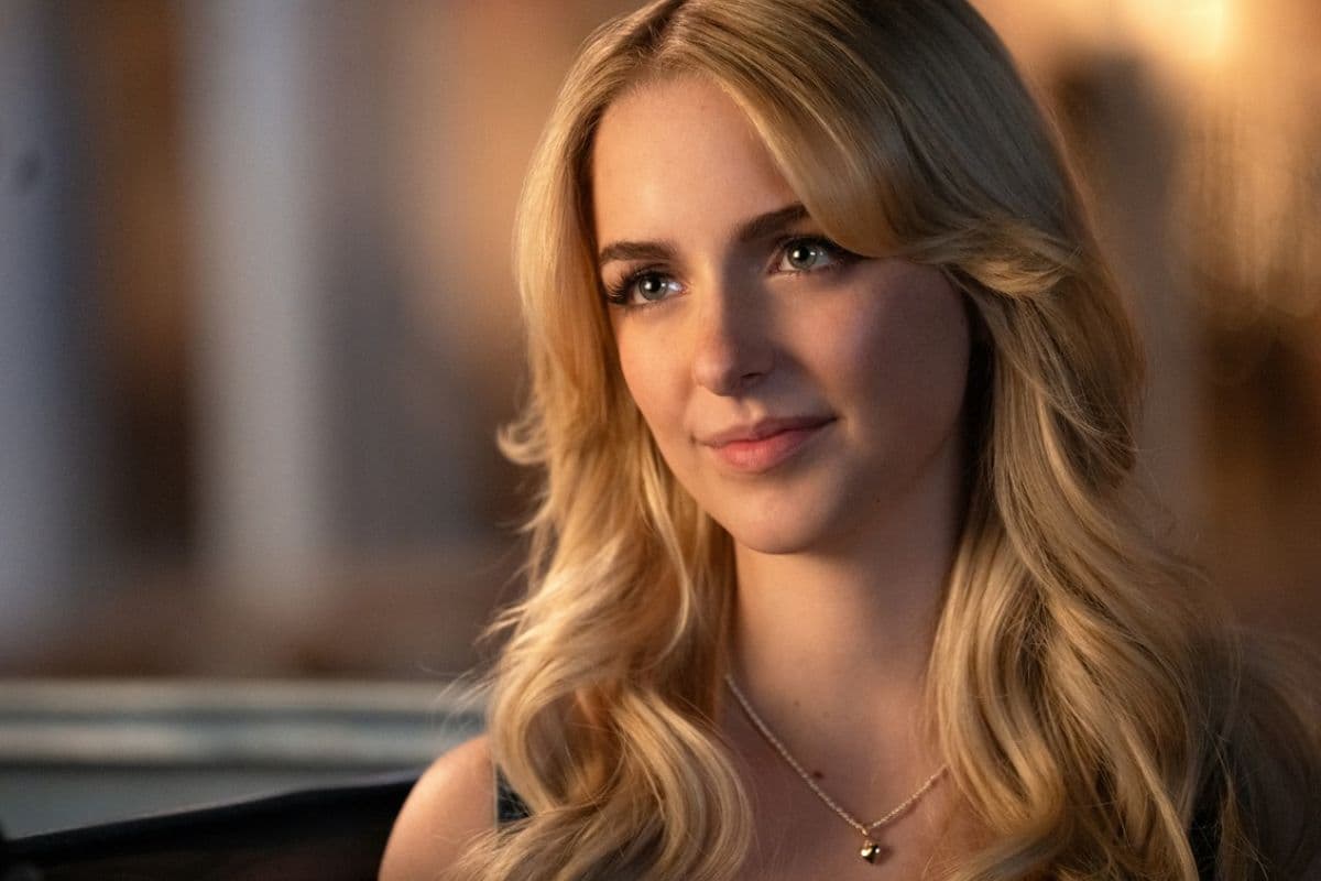 mckenna grace daphne scooby doo