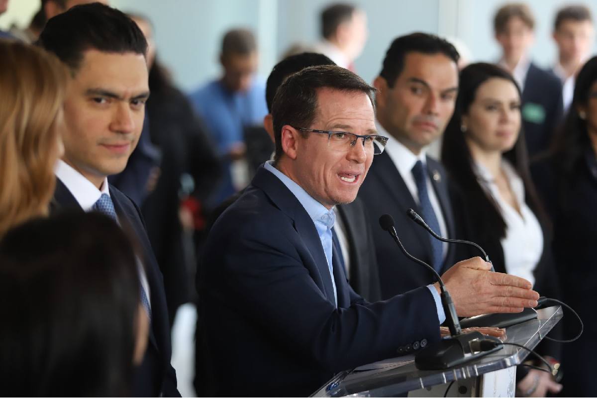 PAN pide al Senado evaluar desaparición de poderes en Sinaloa tras acusación de EU contra Rocha Moya y otros funcionarios 