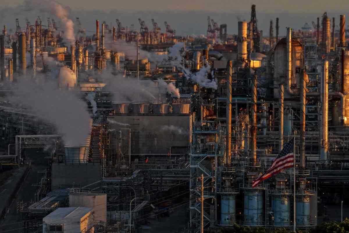 Trump exige a Irán la apertura del estrecho de Ormuz: estos han sido los efectos económicos