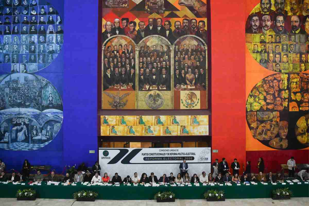 Sesión de Comisiones Unidas de Puntos Constitucionales y de Reforma Político-Electoral en la que comenzó la discusión del dictamen del "Plan B" de Reforma Electoral 2026. Foto: Cuartoscuro