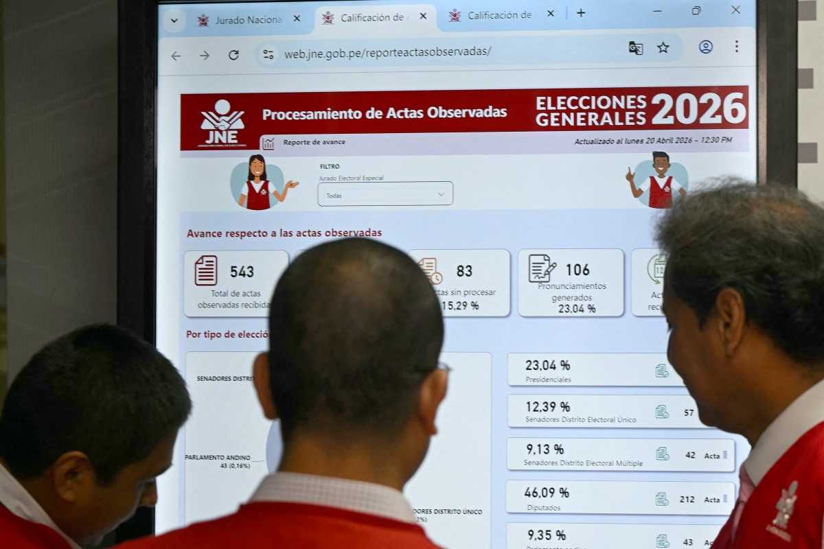 Renuncia jefe del organismo electoral de Perú tras irregularidades en comicios