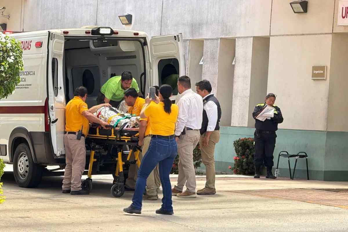 Segundo minero rescatado en El Rosario ingresa a Hospital General de Mazatlán