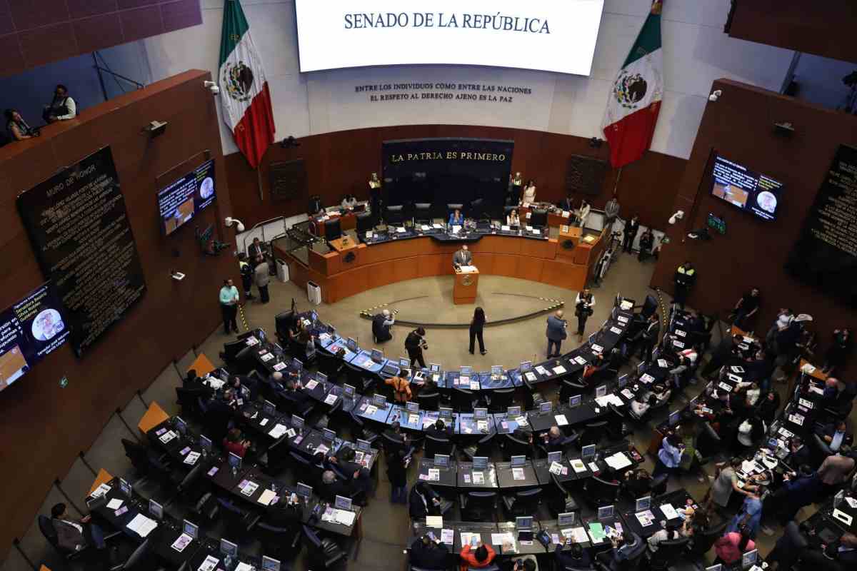 Senado avala esquema de inversión público-privada con recursos de Afores para infraestructura