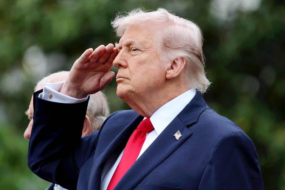 EU emitirá pasaportes conmemorativos con imagen de Trump