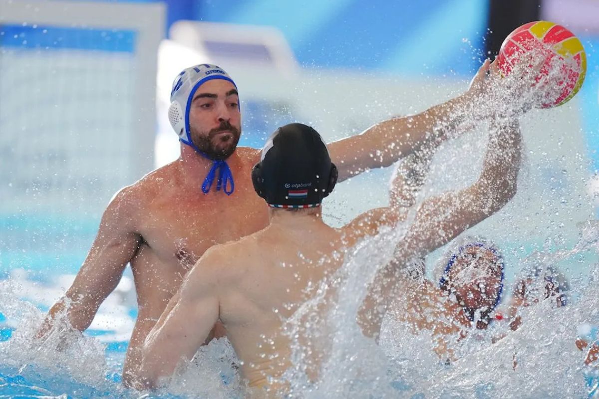 World Aquatics levanta las sanciones contra nadadores rusos y bielorrusos