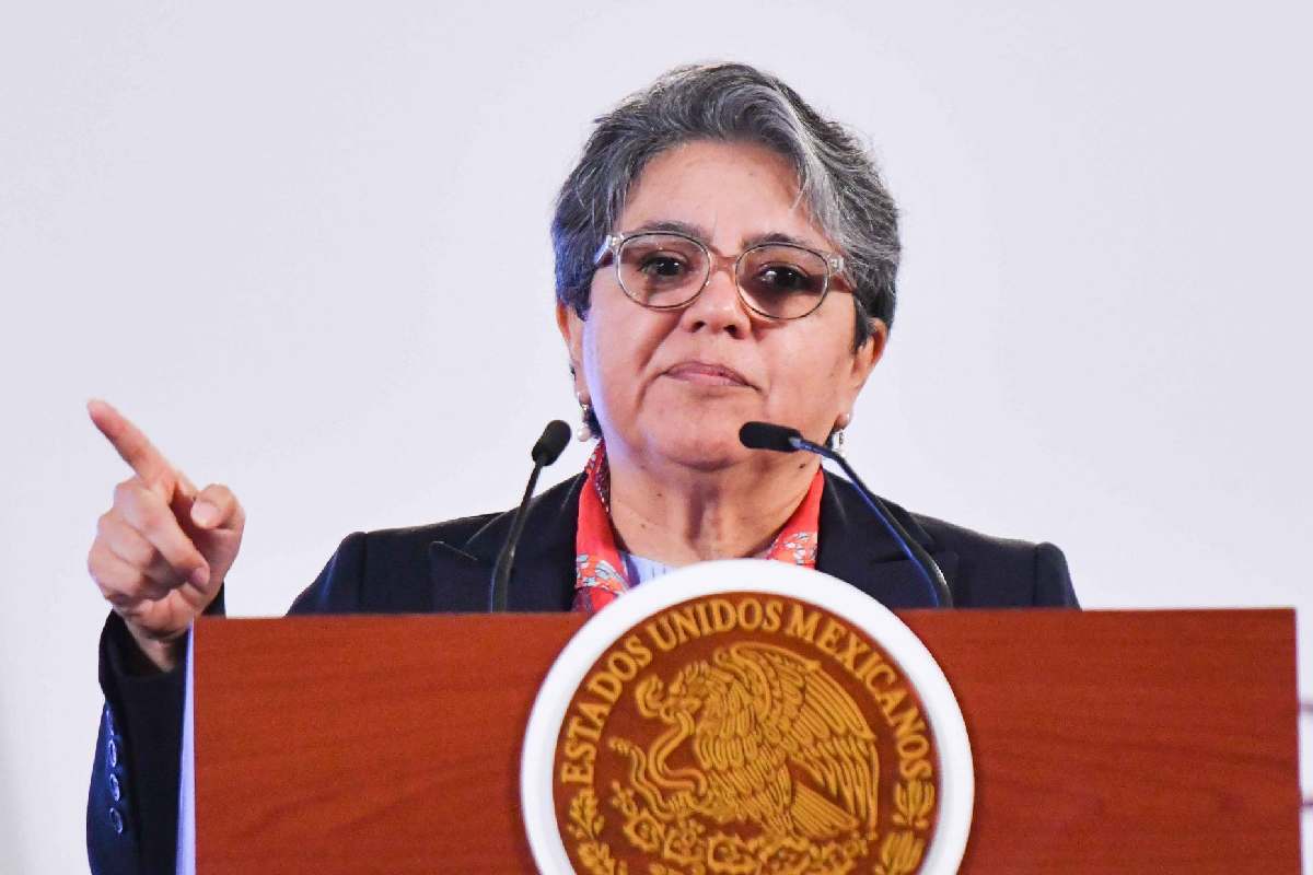 Anticorrupción multa e inhabilita a empresa que surtiría medicamentos al IMSS 