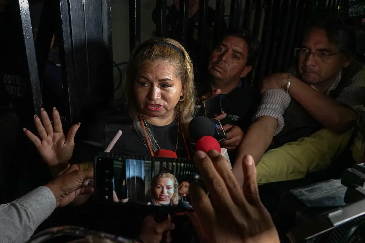 Ceci Flores denuncia que ha recibido amenazas para que no acudan a presunto crematorio clandestino en Lagos de Moreno, Jalisco