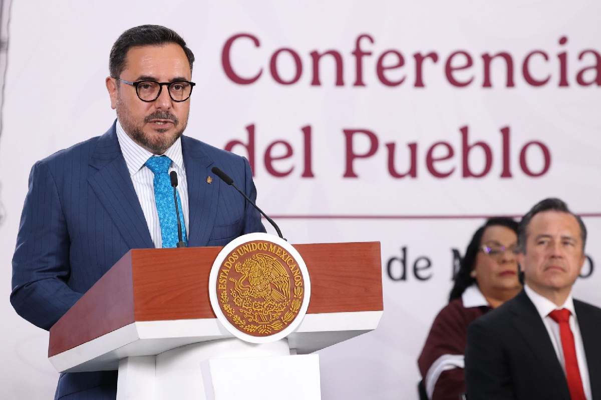 Arturo Reyes Sandoval, director del IPN. 