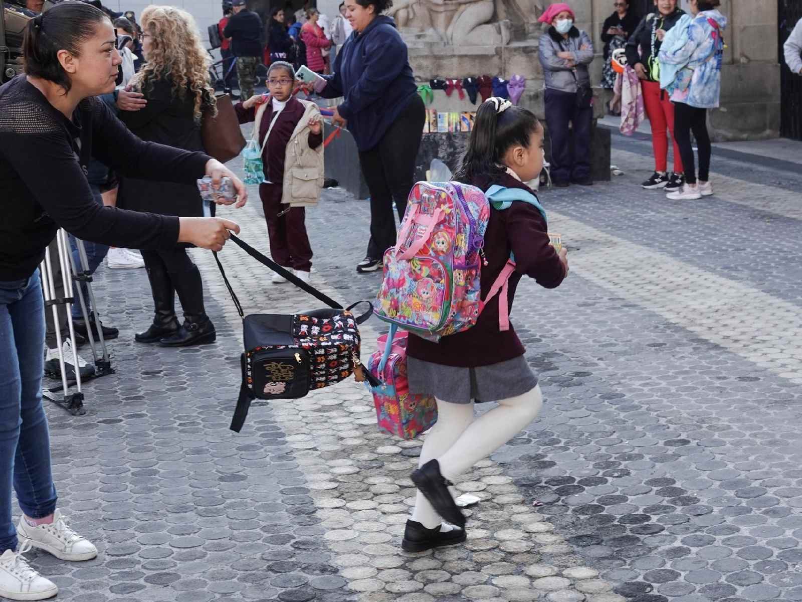 Escuelas particulares rechazan reducción de calendario escolar por Mundial; piden diálogo con la SEP