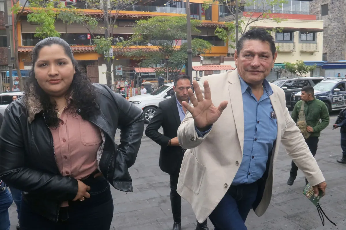 Estos son los servidores públicos detenidos en el operativo Enjambre en Morelos