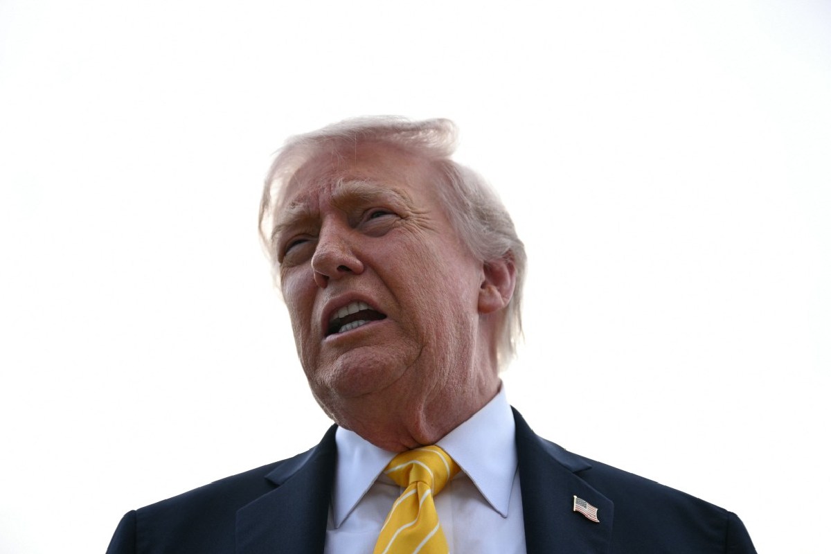 Irán desafía a EU a elegir entre un “mal acuerdo” o una operación militar “imposible” tras rechazo de Trump