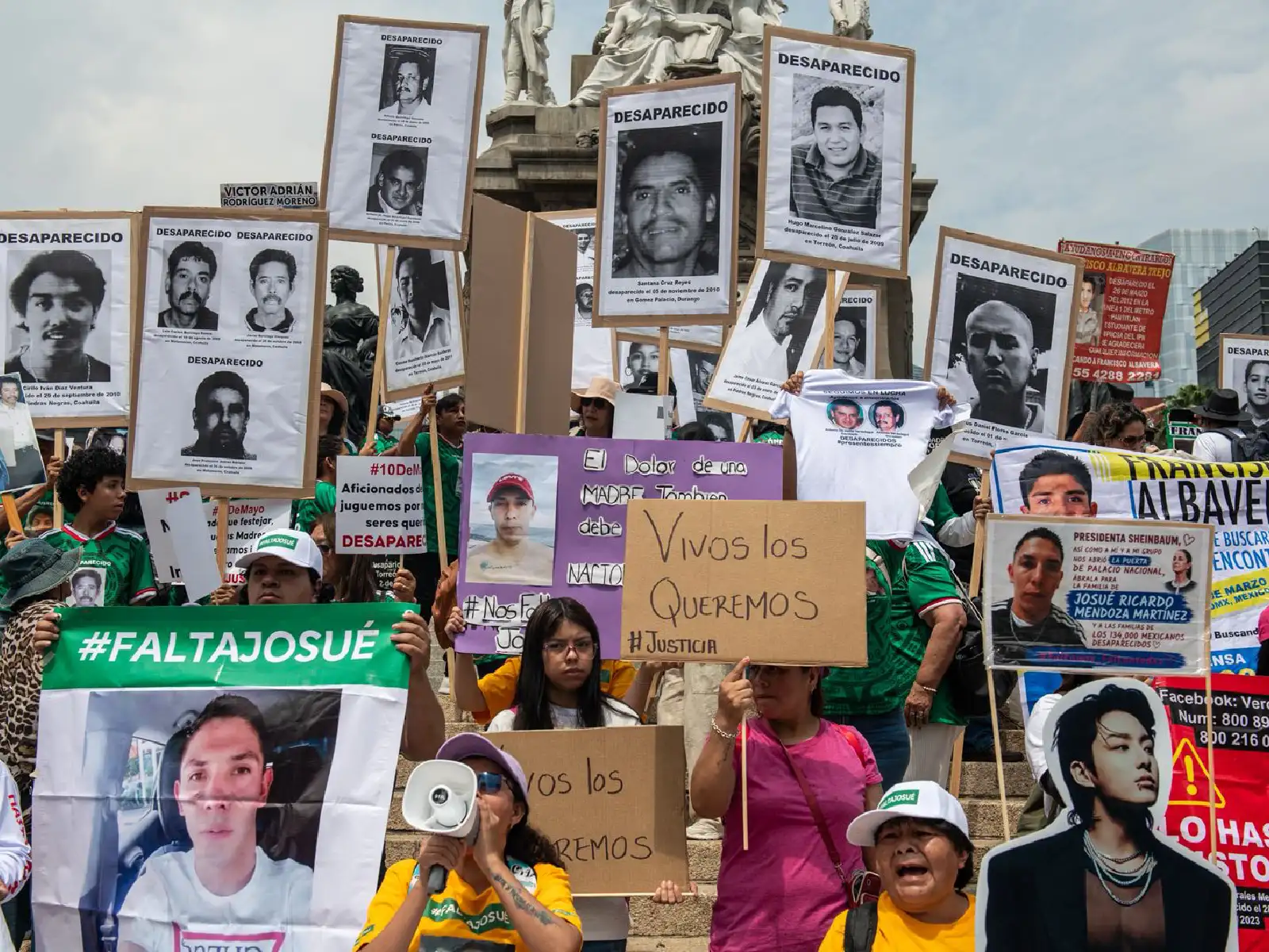 Madres buscadoras se movilizan en calles de CDMX; “10 de mayo no es de fiesta”