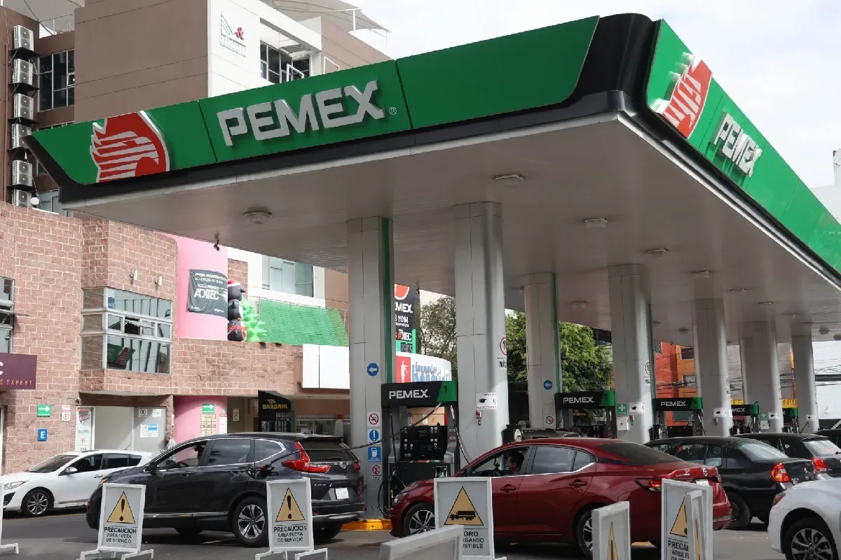 Moody's recorta la calificación de México y queda en el nivel más bajo del grado de inversión