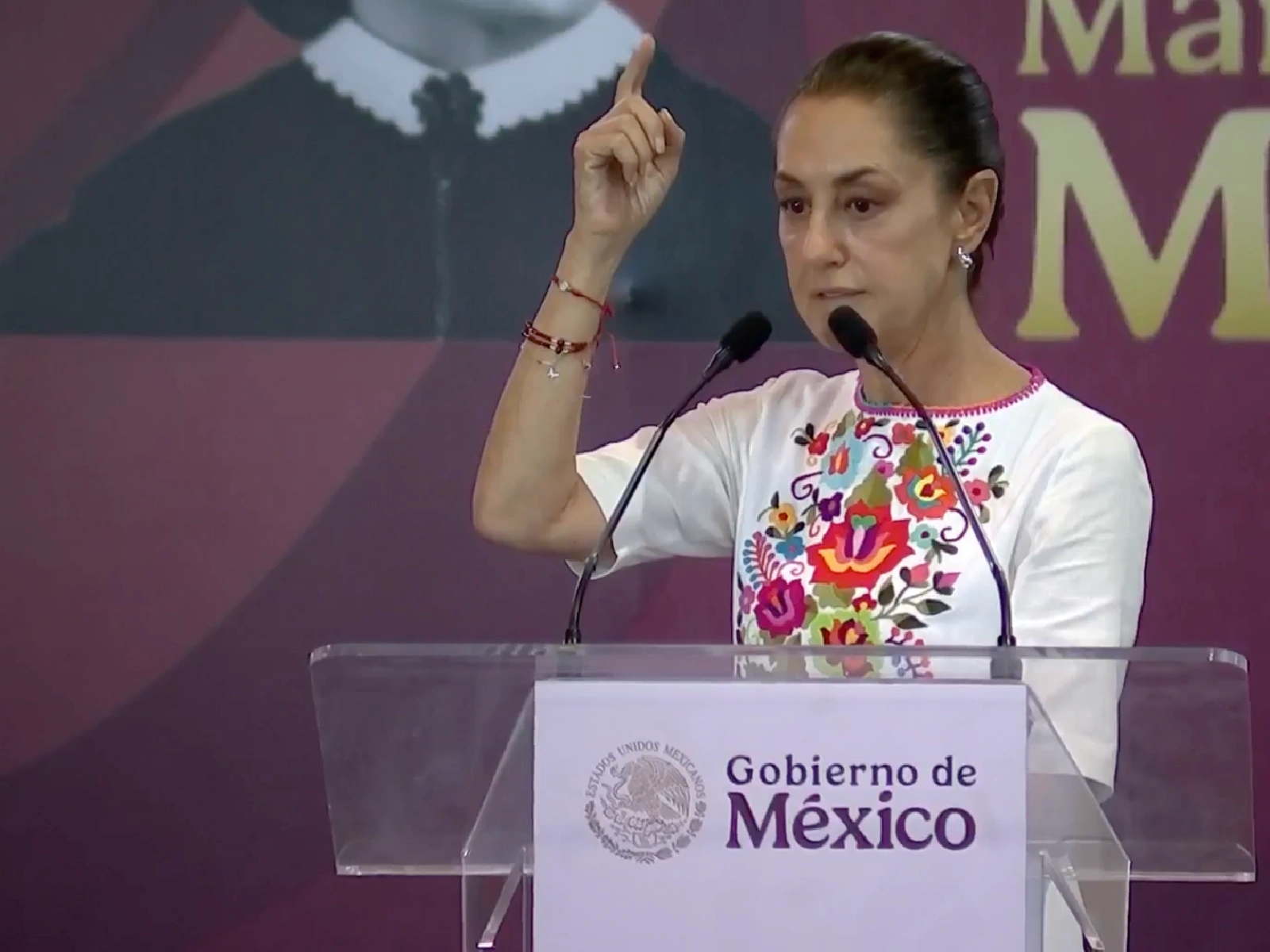 Claudia Sheinbaum reconoce la labor de madres y cuidadoras