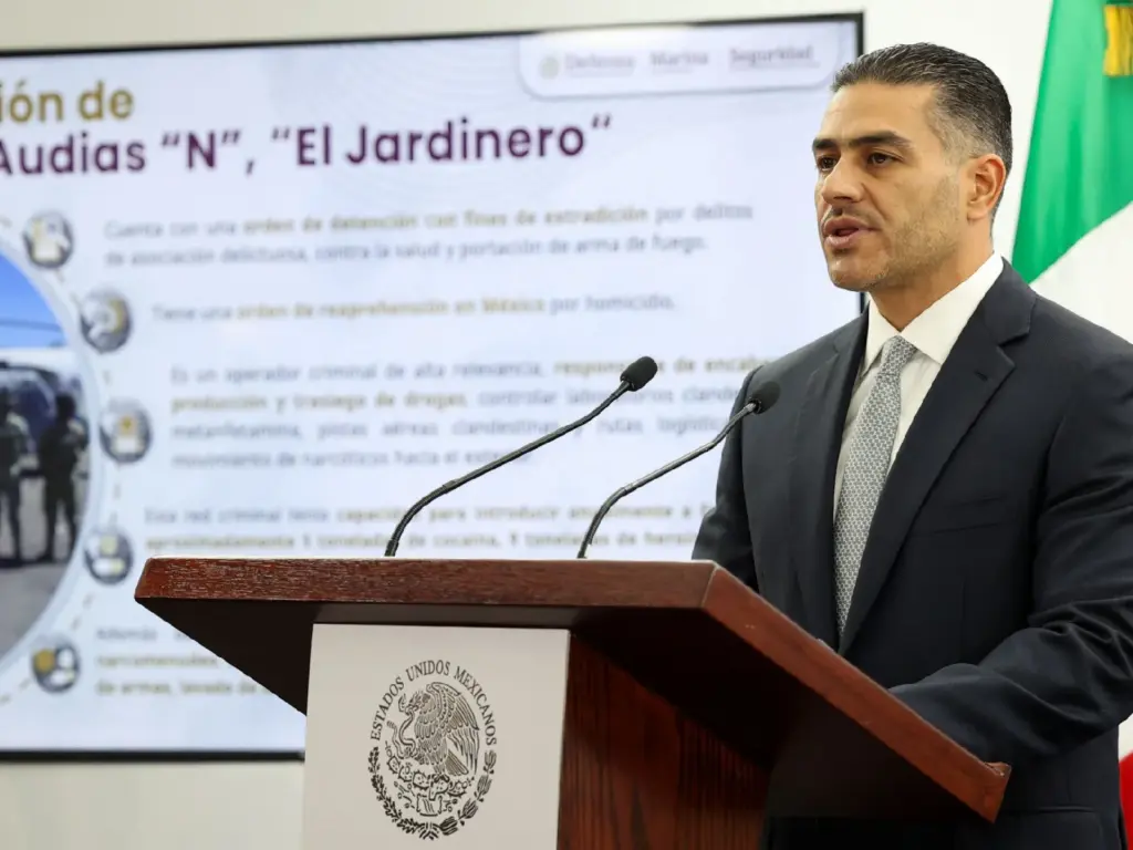 Omar García Harfuch secretario seguridad cargos el jardinero