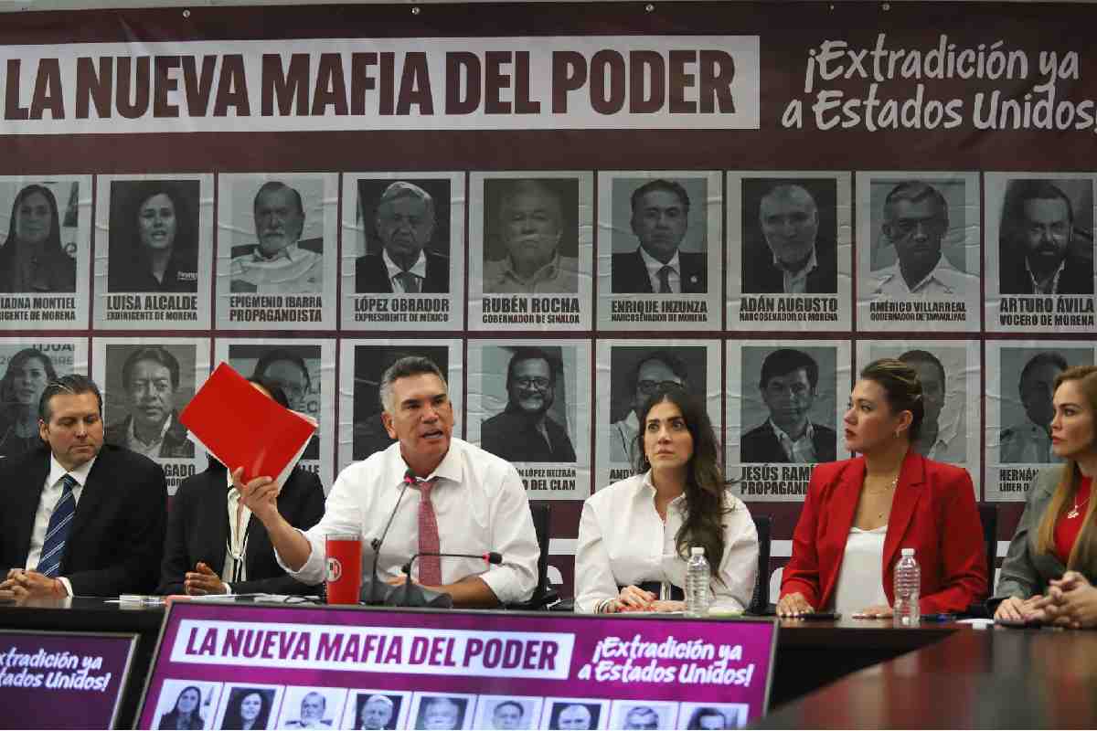 PRI pide a EU declarar terrorista a Morena; “por eso están en el basurero de la historia”, responde Ariadna Montiel