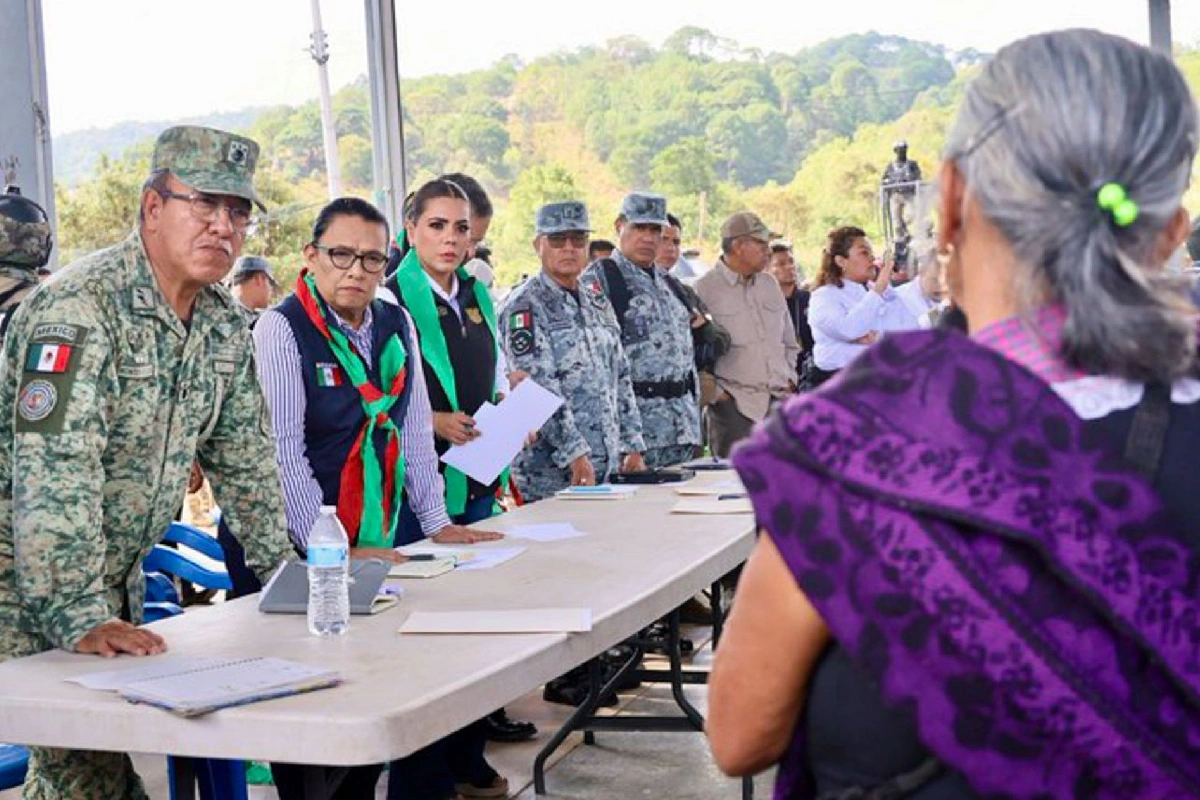 Sedena releva mandos militares en estados golpeados por la violencia