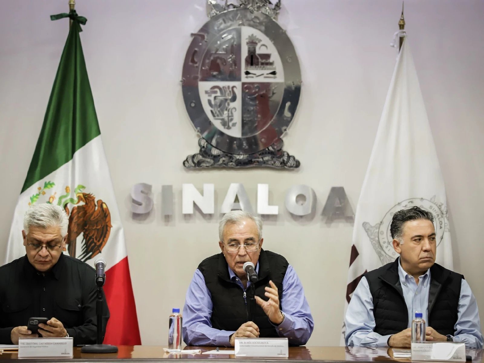 El senador Enrique Inzunza se encuentra entre los funcionarios acusados por Estados Unidos de vínculos con el narcotráfico
