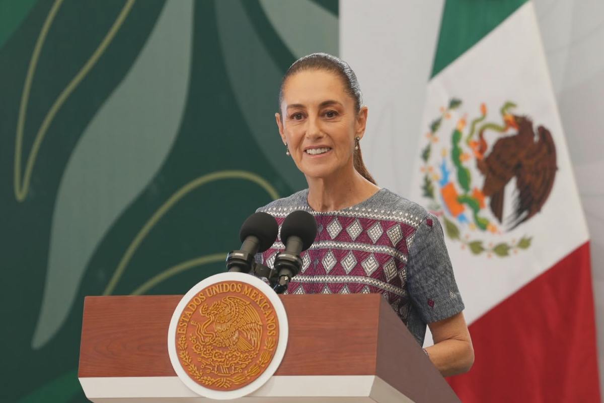 Sheinbaum firma acuerdo para dar inicio a la reducción paulatina de la jornada laboral a 40 horas