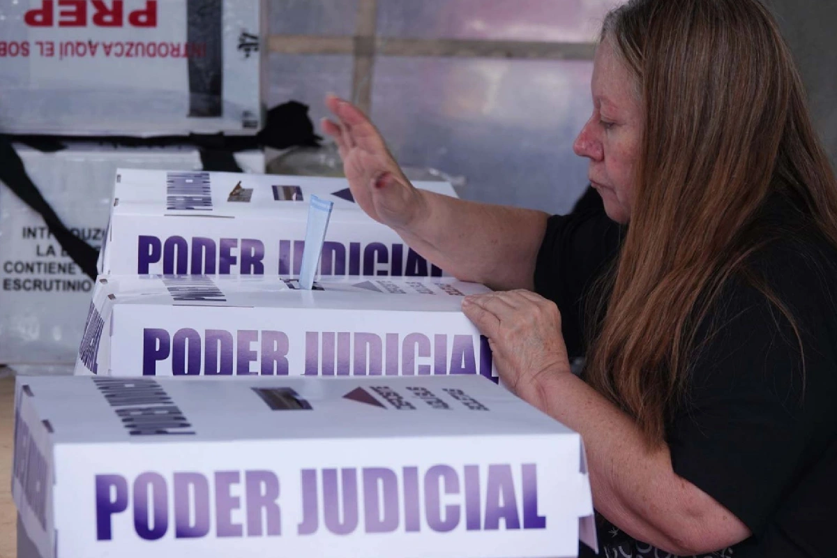Sheinbaum retomó la ruta de Morena para aplazar la elección judicial tras críticas al proceso. 