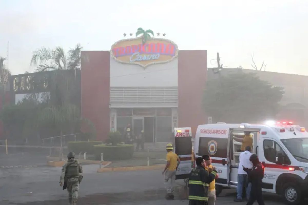 Sujetos incendian casino en Culiacán, Sinaloa; una empleada murió y dos más resultaron heridas