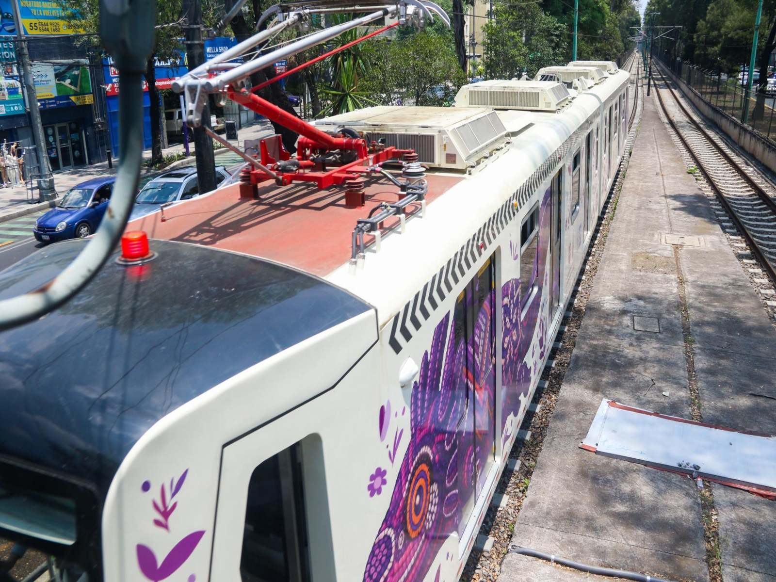Tren Ligero restablece servicio de Taxqueña a Estadio Azteca tras falta de suministro de energía