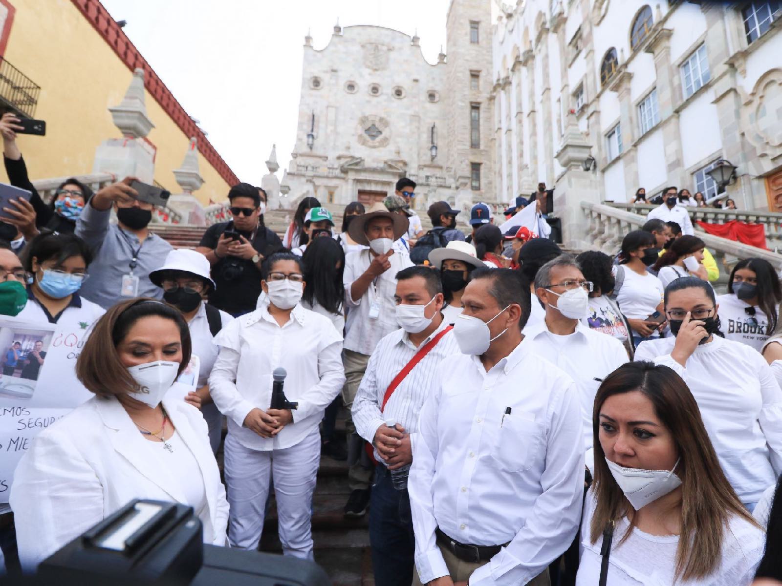 comunidad universitaria exigió justicia por el asesinato de Angel Yael