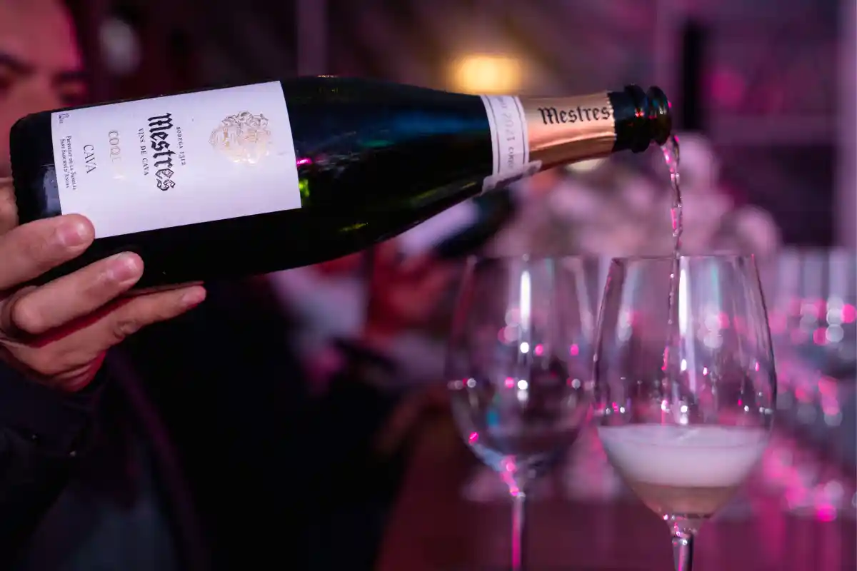 vino espumoso cava para brindis
