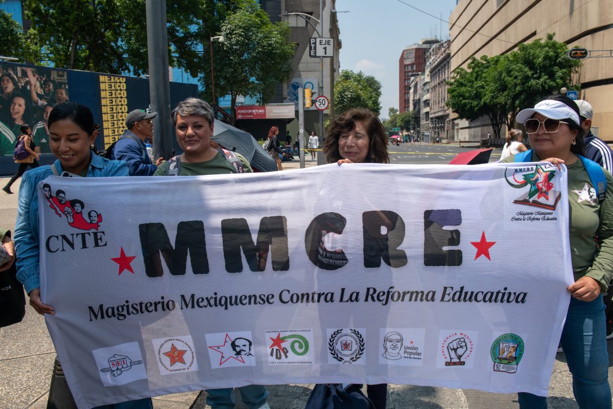El magisterio mexiquense acompaña las movilizaciones magisteriales