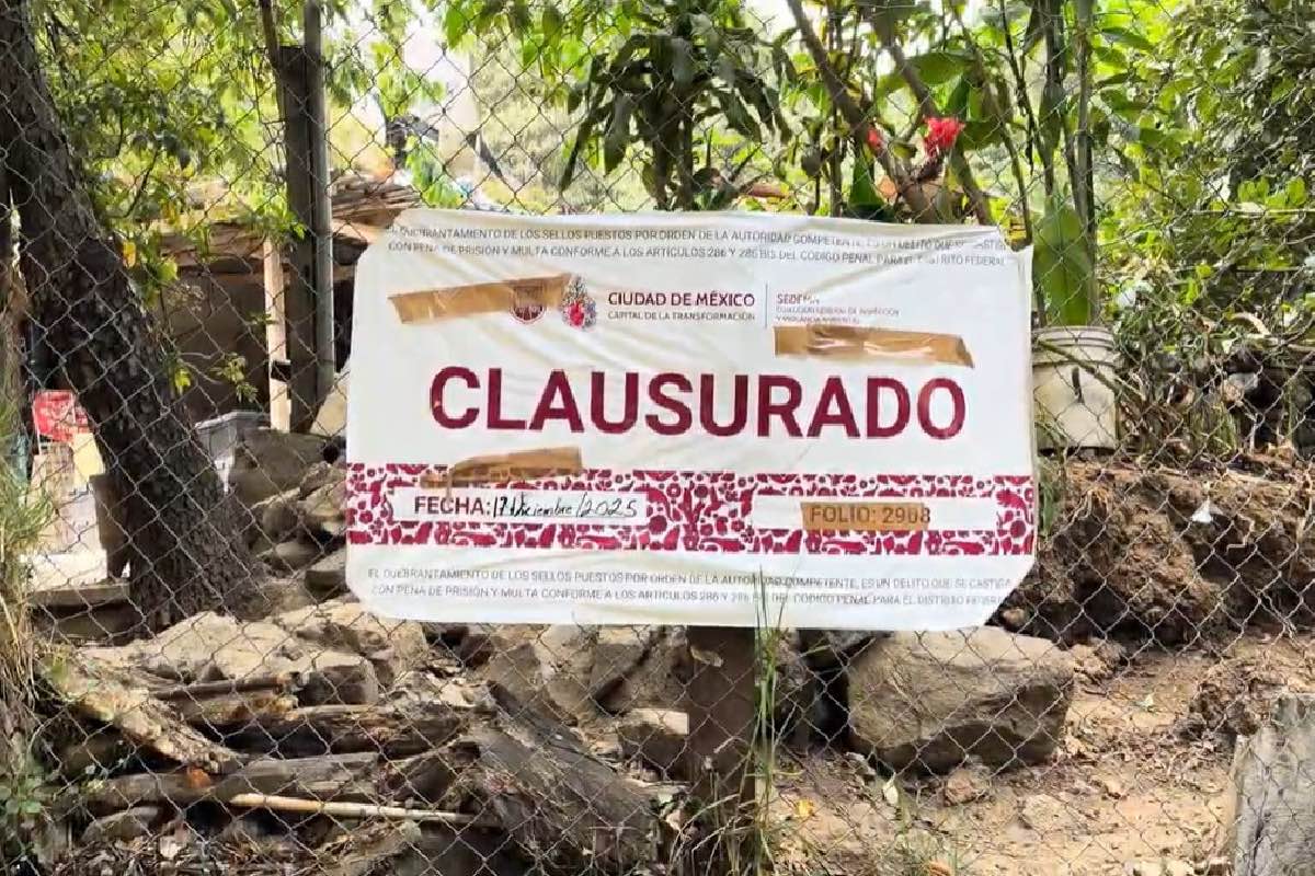 Sello de clausura colocado en la propiedad del señor Erasmo Mendoza González