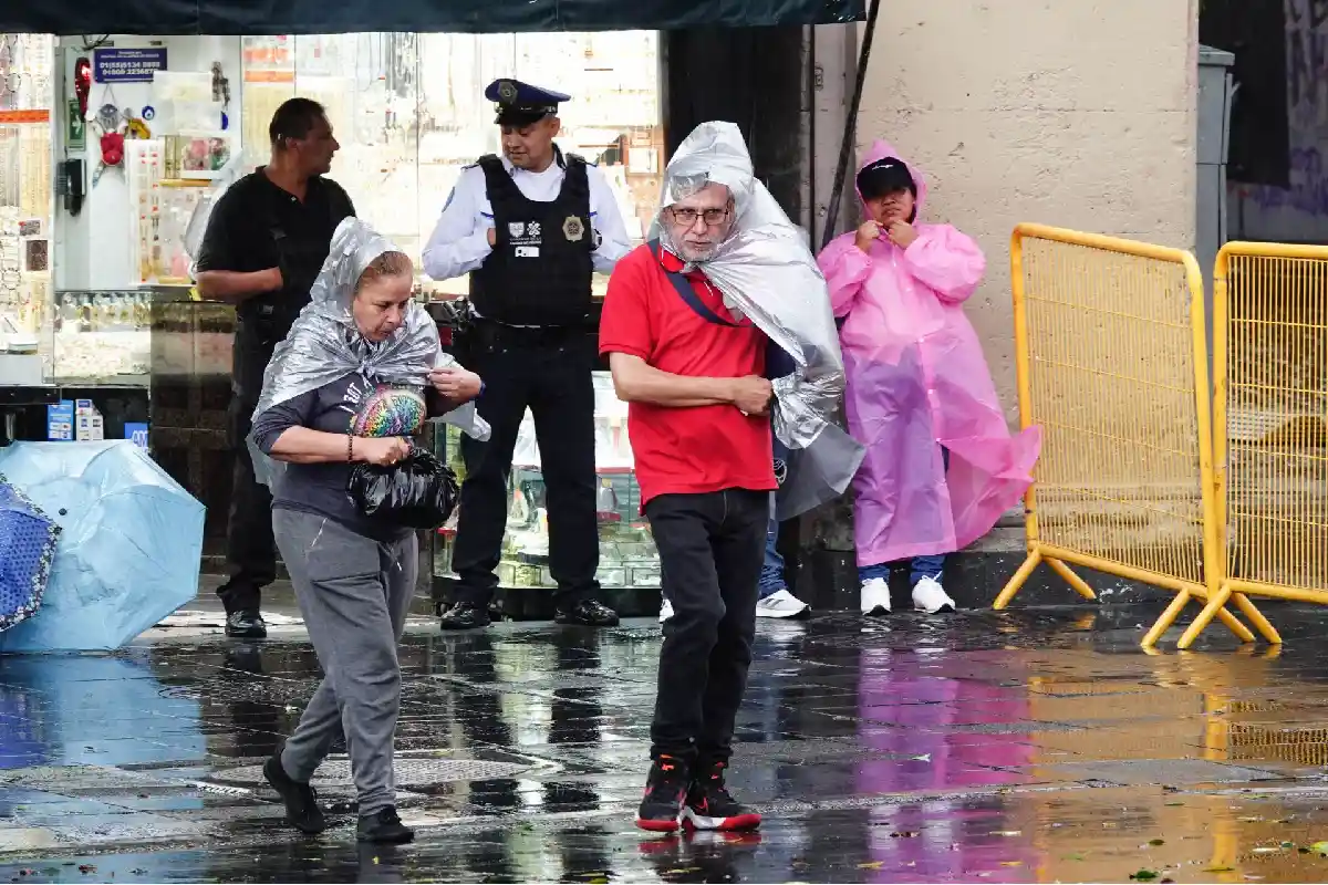 Aprueba Congreso de la CDMX reforma para permitir home office durante lluvias