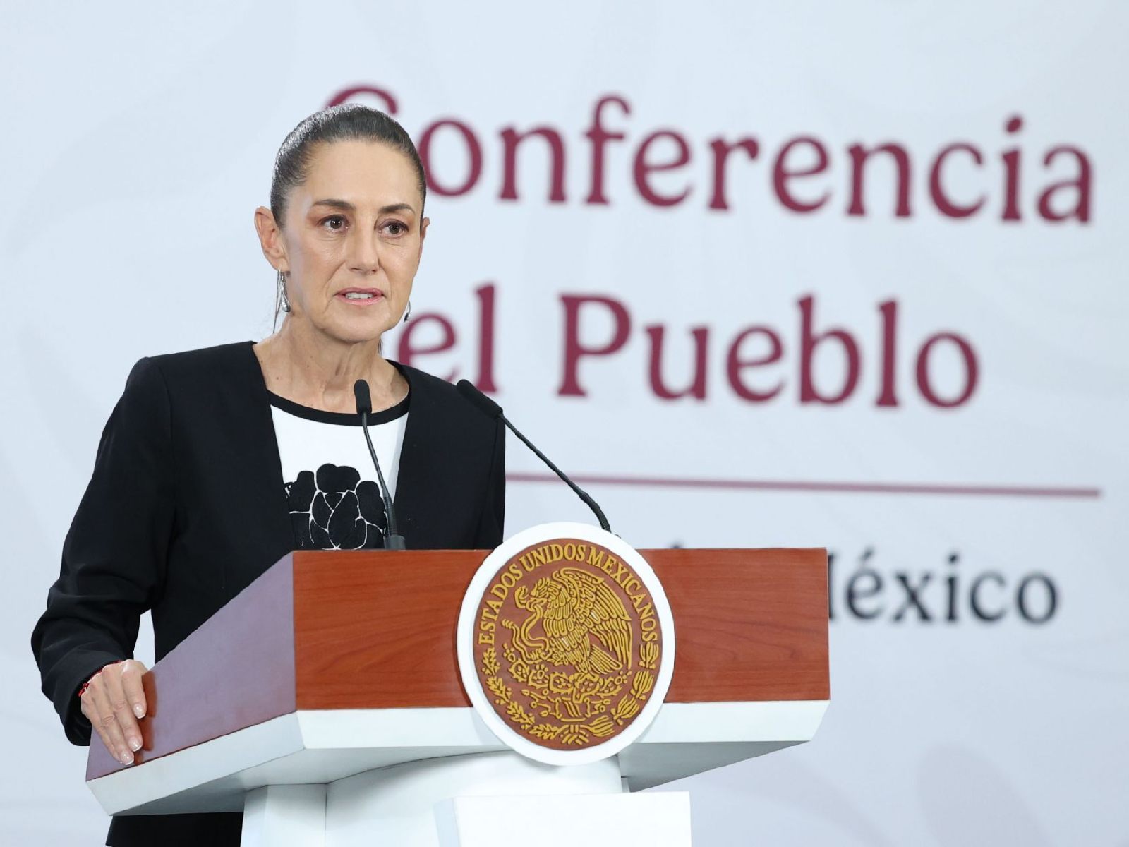 Sheinbaum niega que los consulados mexicanos en EU realicen actividad política