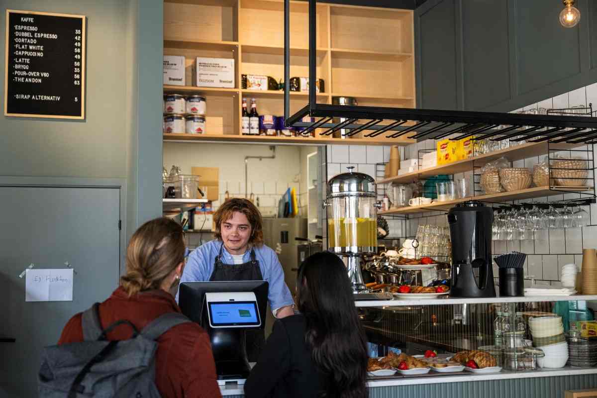 Estocolmo apuesta a la IA con una cafetería completamente dirigida por Gemini