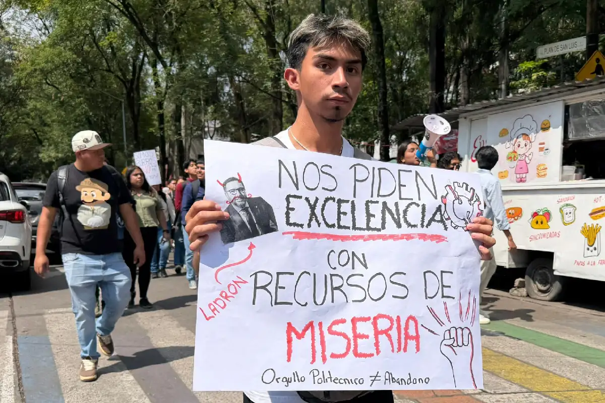 SEP responde a protestas de estudiantes del IPN; propone mesa de diálogo para atender demandas