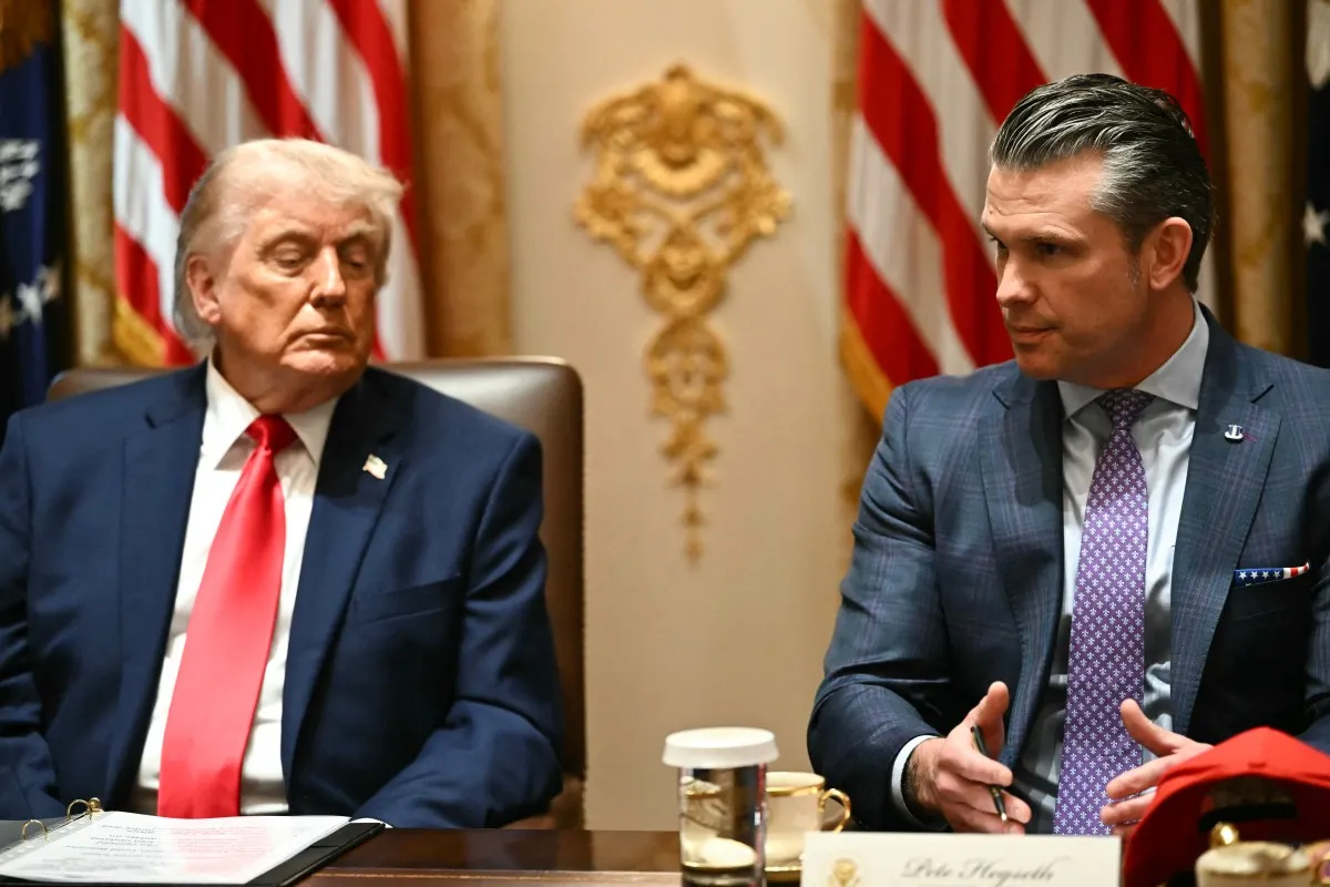 “Estamos yendo a la guerra con los cárteles”: Pete Hegseth endurece discurso en el gabinete de Trump