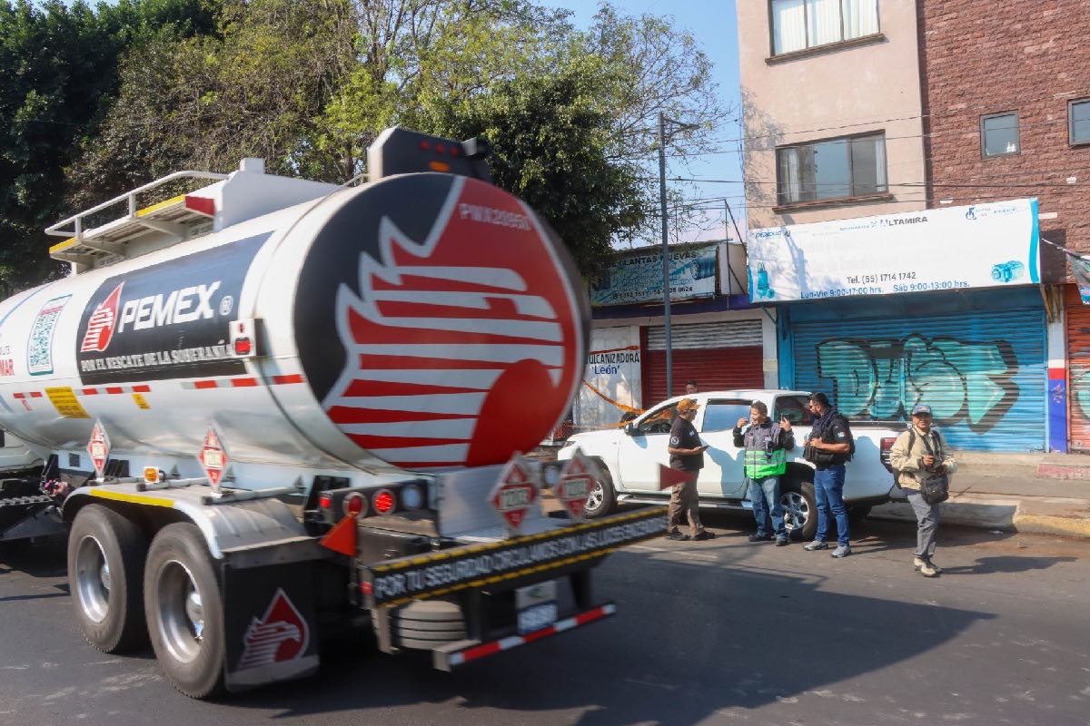 Pemex podría reducir gastos de inversión