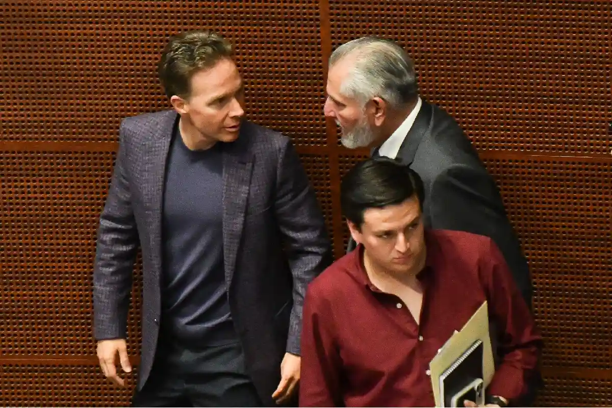 La reforma, avalada previamente por la Cámara de Diputados en la noche anterior, fue aprobada alrededor de las 2:30 de la madrugada del viernes en el Senado