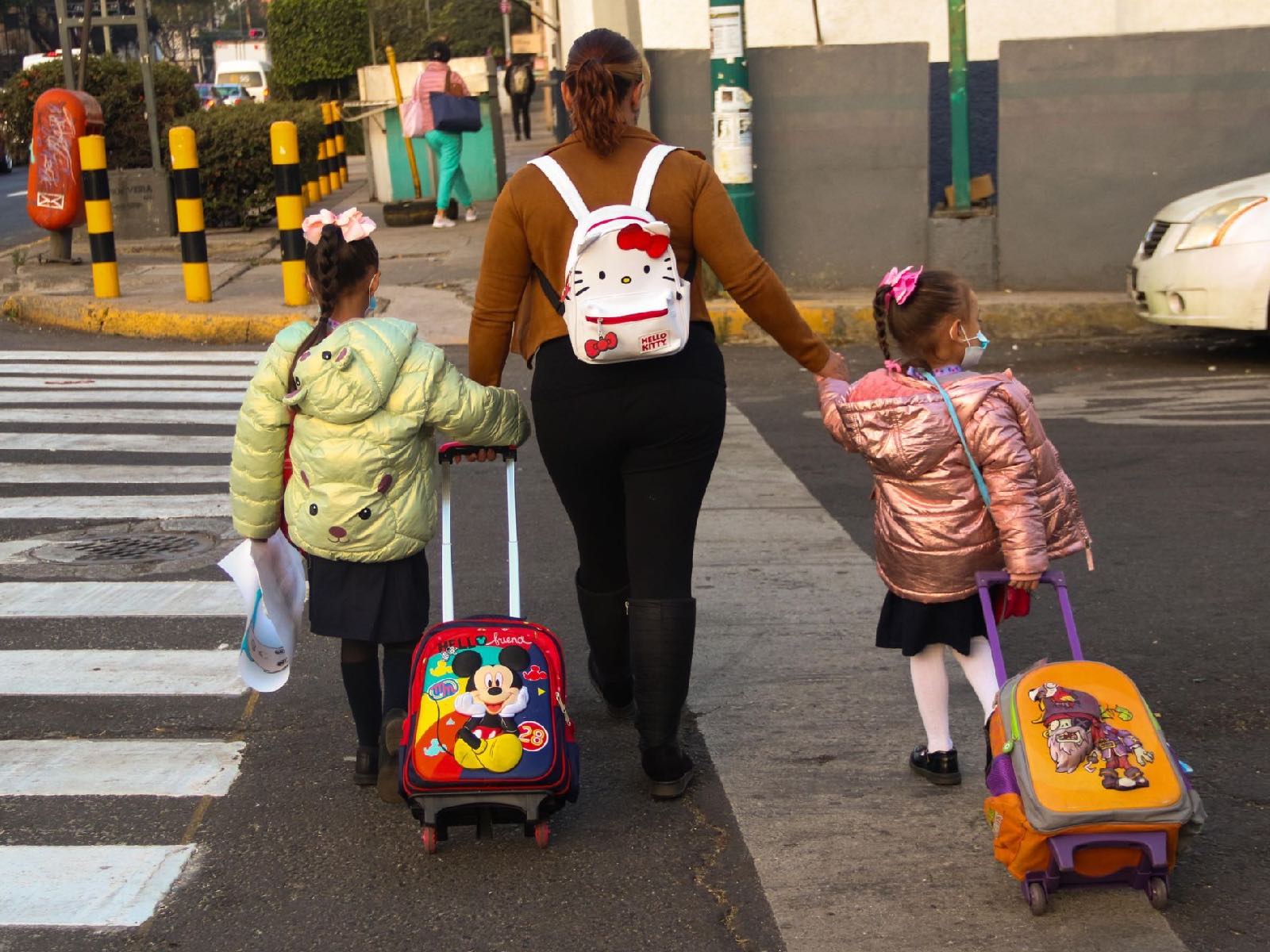 Aunque todas las escuelas están guiadas por la SEP en la calendarización de clases, "siempre hay excepciones, dijo la presidenta Claudia Sheinbaum